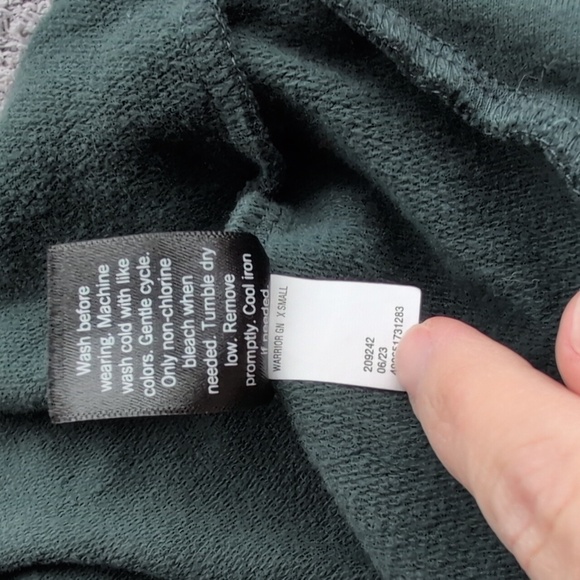 FLX Dark Green Cropped Hoodie Size XS - Picture 9 of 9